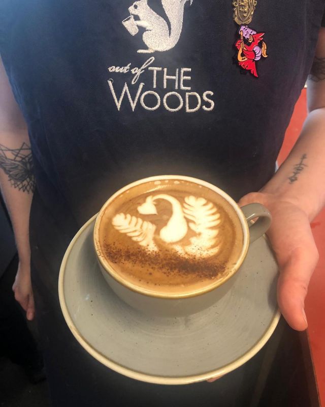 This morning the wonderful @audeloubert is heading up the coffee machine today 🇫🇷🙌🏻