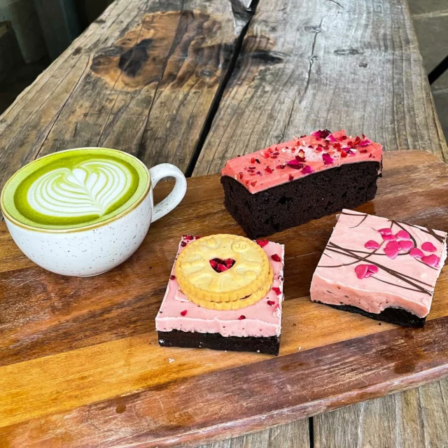Roses are red, violets are blue,
Our Valentine treats are here, just for you! 💘