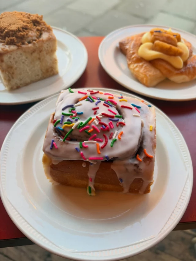 Today’s pastry selection from @notbakeryco